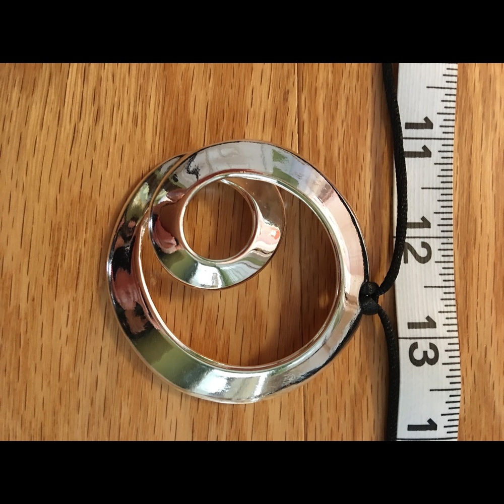 Chicos cord necklace large silver swirl pendant - Picture 3 of 3